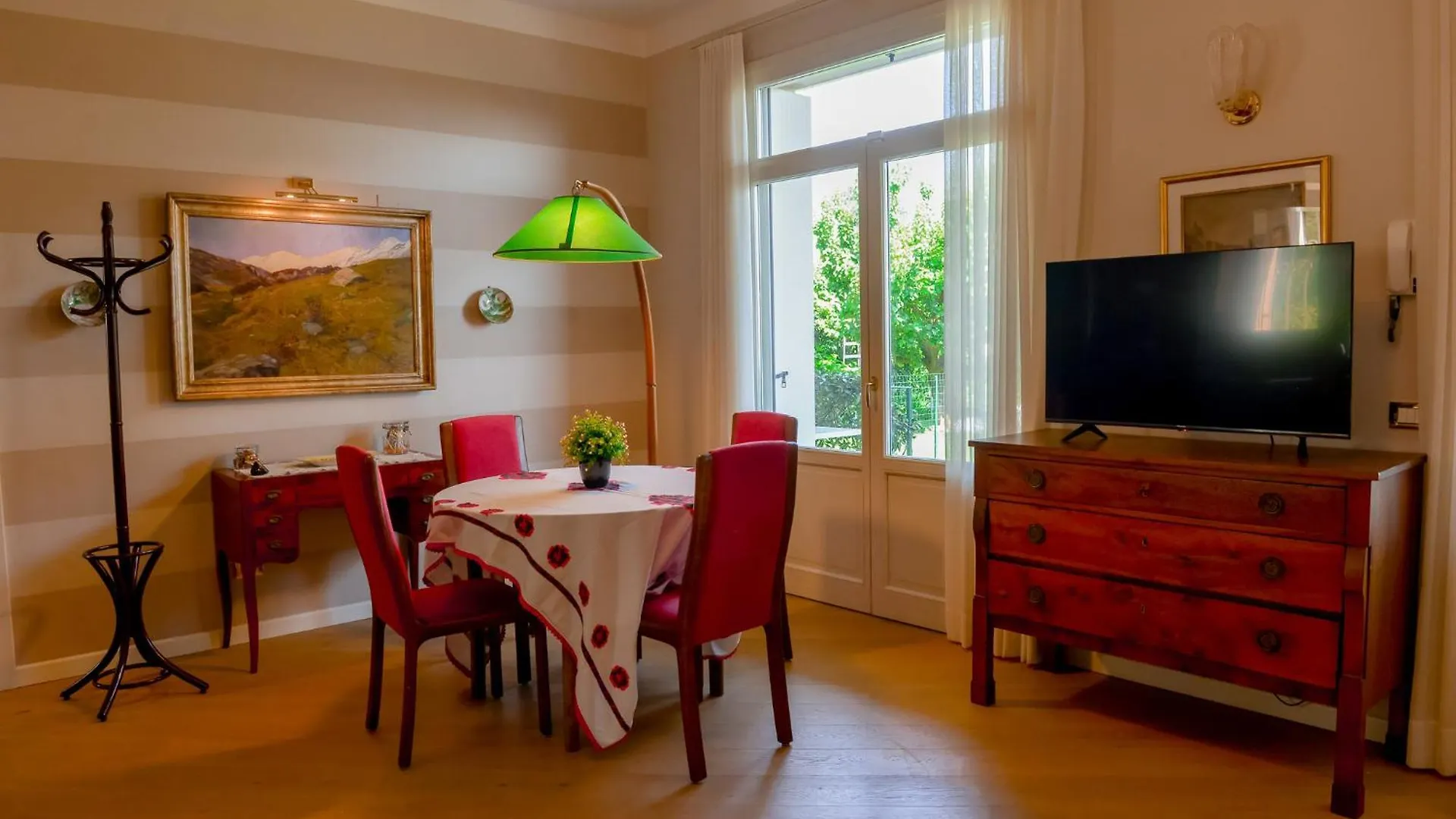 טוסקולנו מדרנו Charming Lake View Cottage 0*, טוסקולנו מדרנו